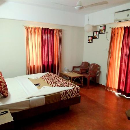 Hotel Viva Baga Ngoại thất bức ảnh