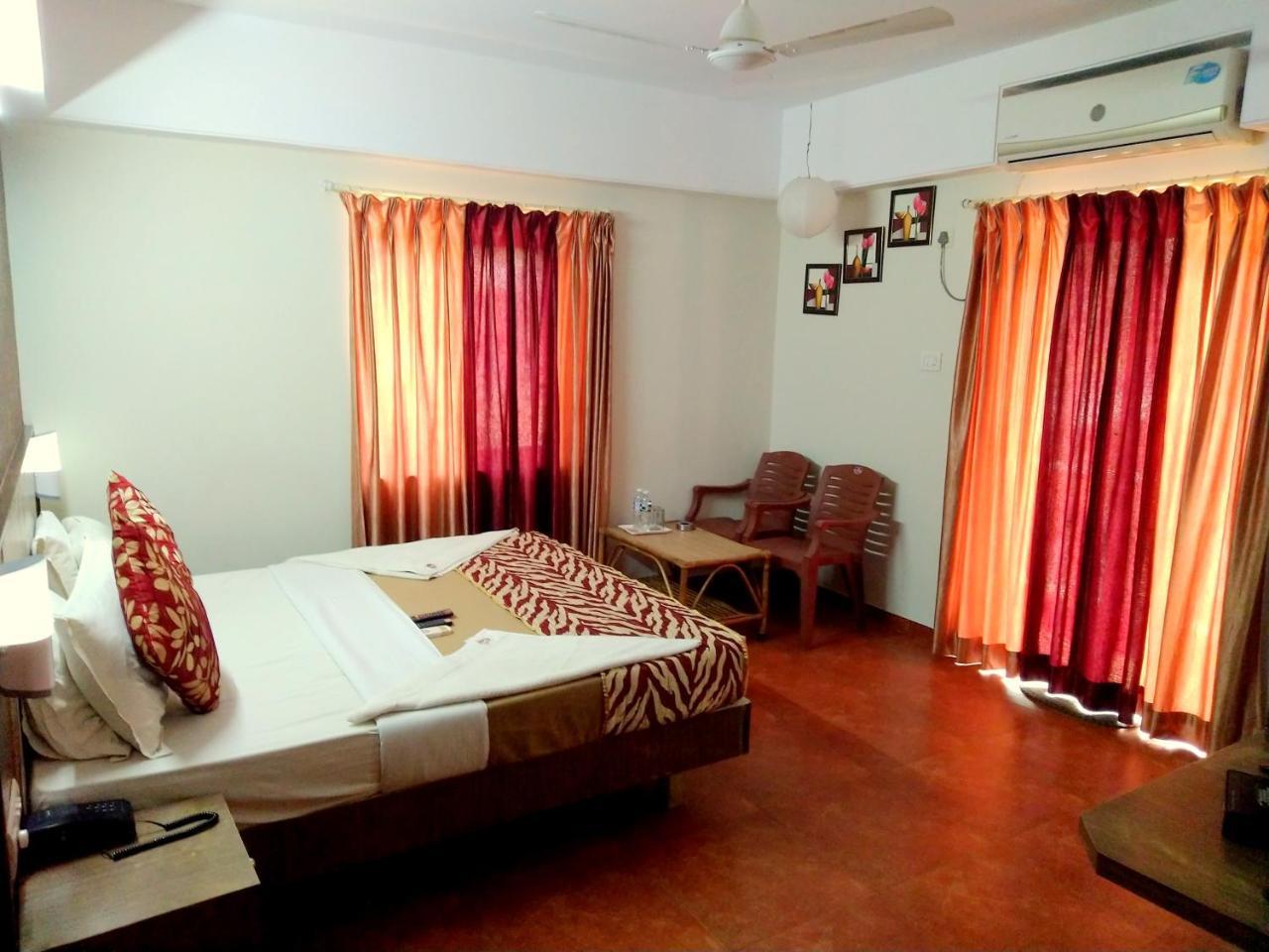 Hotel Viva Baga Ngoại thất bức ảnh